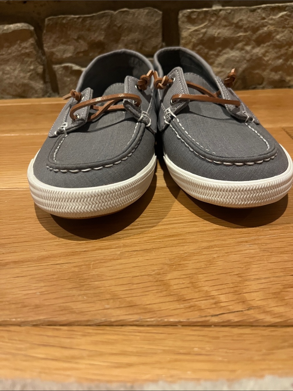 Sperry Gray Canvas Boat Shoes with Brown Laces Size 10 - Picture 6 of 11